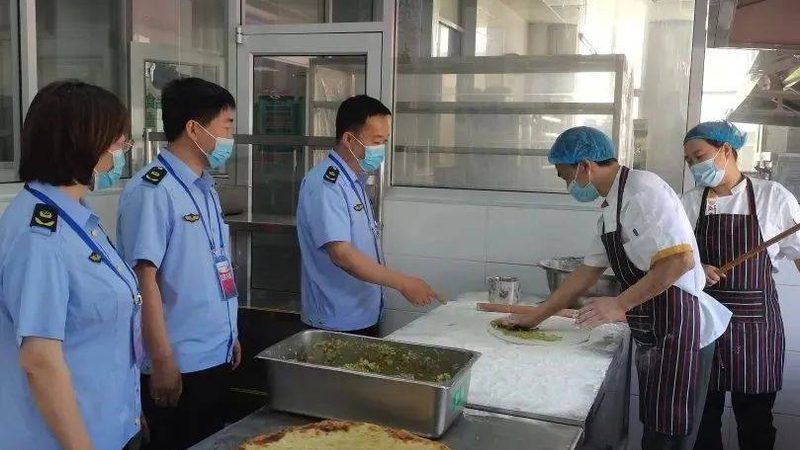 休闲食品批发，如何找到性价比高的厂家直销？**